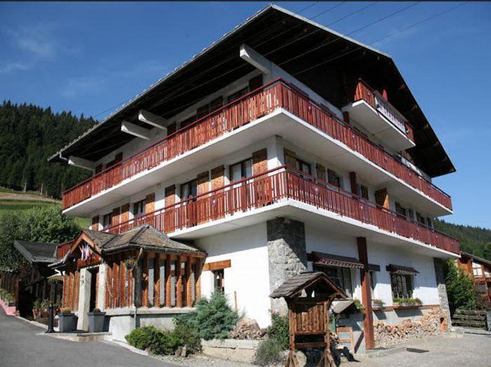 Hotel La Chaumiere Morzine Exterior foto